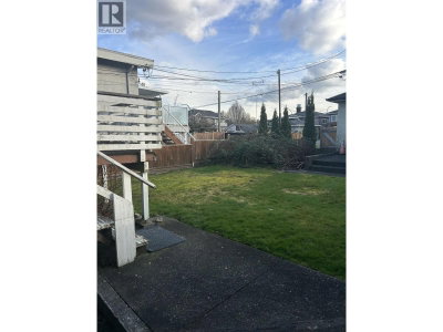 4386 OXFORD Street | Burnaby British Columbia | Slide Image Three