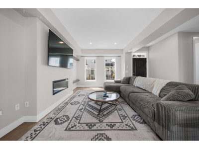 8173 FOXFERN Road | Chilliwack British Columbia | Slide Image Seven