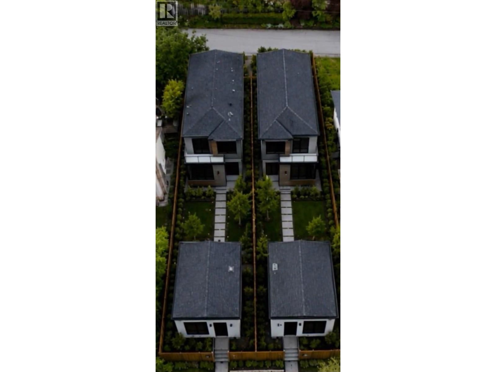 2304 HENRY Street, Port Moody, British Columbia V4A 5J1