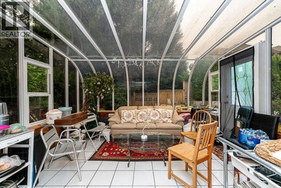 1548 PARKWAY Boulevard | Coquitlam British Columbia | Slide Image Twenty-two
