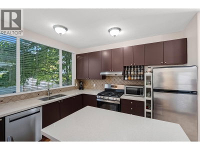 10280 242B Street | Maple Ridge British Columbia | Slide Image Three