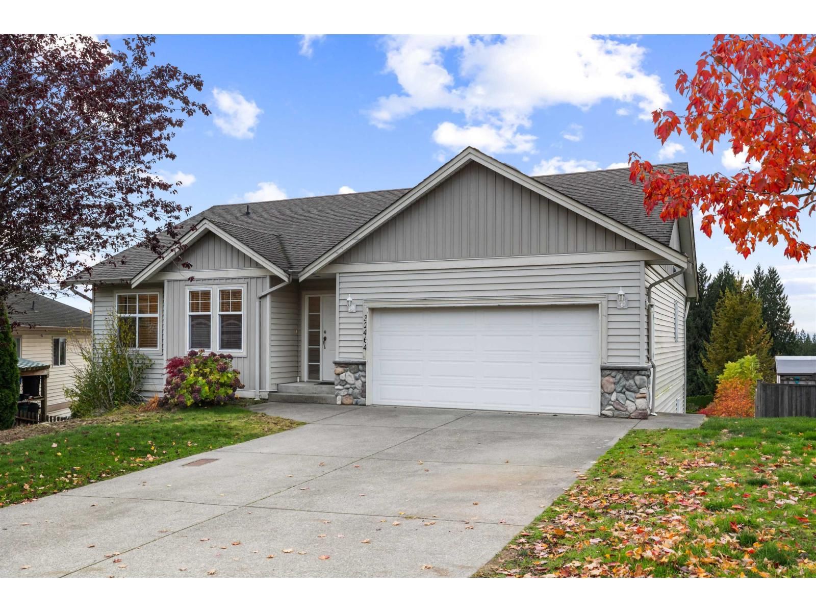 32464 BOBCAT Drive East, Mission, British Columbia V2V 7P7