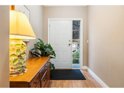 32464 BOBCAT Drive East | Mission British Columbia | Slide Image Four