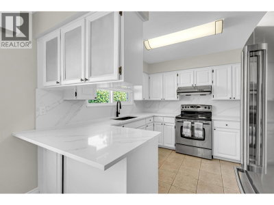 7347 QUEENSTON Court | Burnaby British Columbia | Slide Image Twenty-nine