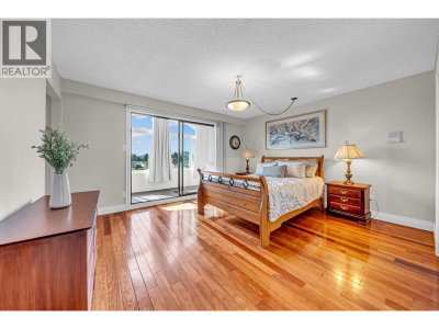 7347 QUEENSTON Court | Burnaby British Columbia | Slide Image Thirty-seven