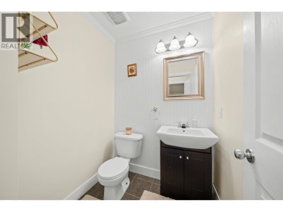 10292 242B Street | Maple Ridge British Columbia | Slide Image Thirteen