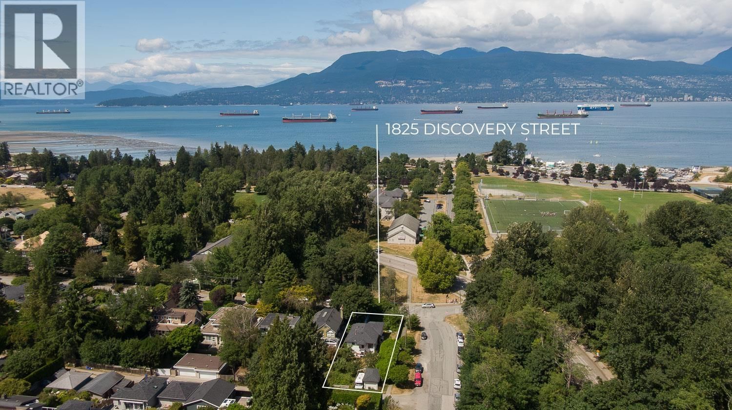 1825 DISCOVERY Street, Vancouver, British Columbia V6R 3Y3