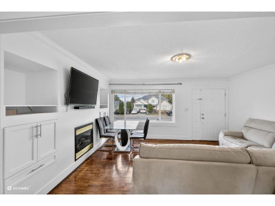 14032 GROSVENOR Road | Surrey British Columbia | Slide Image Eleven