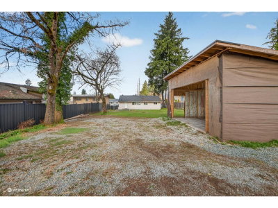 14032 GROSVENOR Road | Surrey British Columbia | Slide Image Thirty-seven