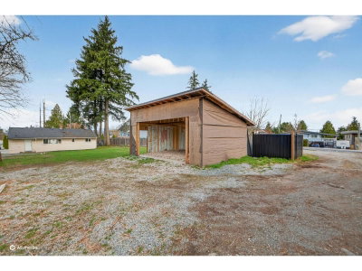 14032 GROSVENOR Road | Surrey British Columbia | Slide Image Thirty-eight