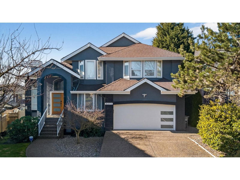 8277 153B Street Surrey British Columbia, V3S 8K6 - 7 Bedrooms Home For Sale