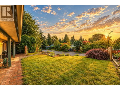 772 APPLEYARD Court | Port Moody British Columbia | Slide Image Thirty-two