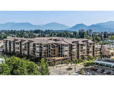 32445 SIMON Avenue | Abbotsford British Columbia | Slide Image Four