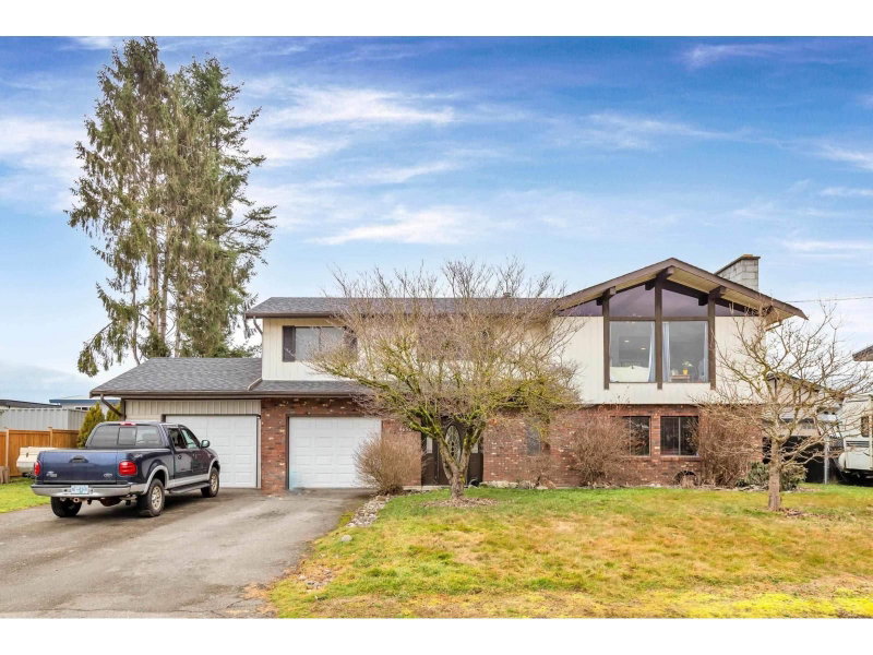 46521 ELLIOTT Avenue Chilliwack British Columbia, V2P 6L1 - 4 Bedrooms Home For Sale