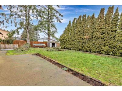 46521 ELLIOTT Avenue | Chilliwack British Columbia | Slide Image Sixteen