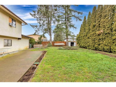 46521 ELLIOTT Avenue | Chilliwack British Columbia | Slide Image Seventeen