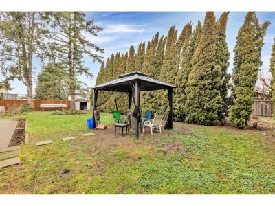 46521 ELLIOTT Avenue | Chilliwack British Columbia | Slide Image Eighteen