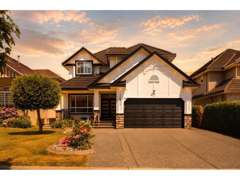 14977 69 Avenue Surrey British Columbia, V3S 0Y8 - 9 Bedrooms Home For Sale