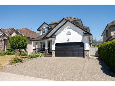 14977 69 Avenue | Surrey British Columbia | Slide Image Three