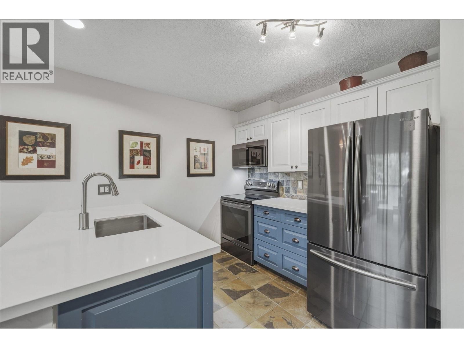 9 4510 BLACKCOMB Way property photo