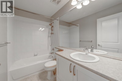 3105 DAYANEE SPRINGS Boulevard | Coquitlam British Columbia | Slide Image Sixteen
