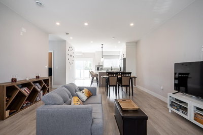 20155 84 Avenue | Langley British Columbia | Slide Image Nine