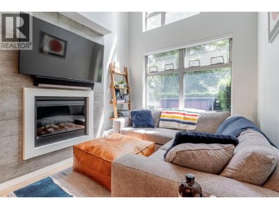 1227 RICHARDS Street | Vancouver British Columbia | Slide Image Three