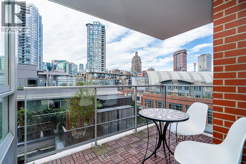 58 KEEFER Place Vancouver British Columbia, V6B 0B8 - 1 Bedroom Condo For Sale