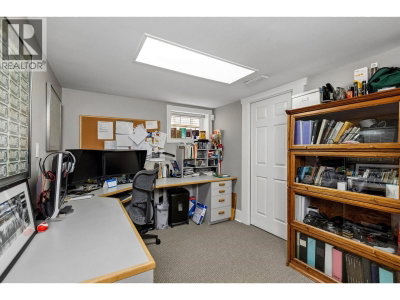 2997 38TH Avenue | Vancouver British Columbia | Slide Image Twenty-two