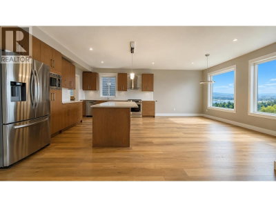 3534 ARCHWORTH Avenue | Coquitlam British Columbia | Slide Image Four