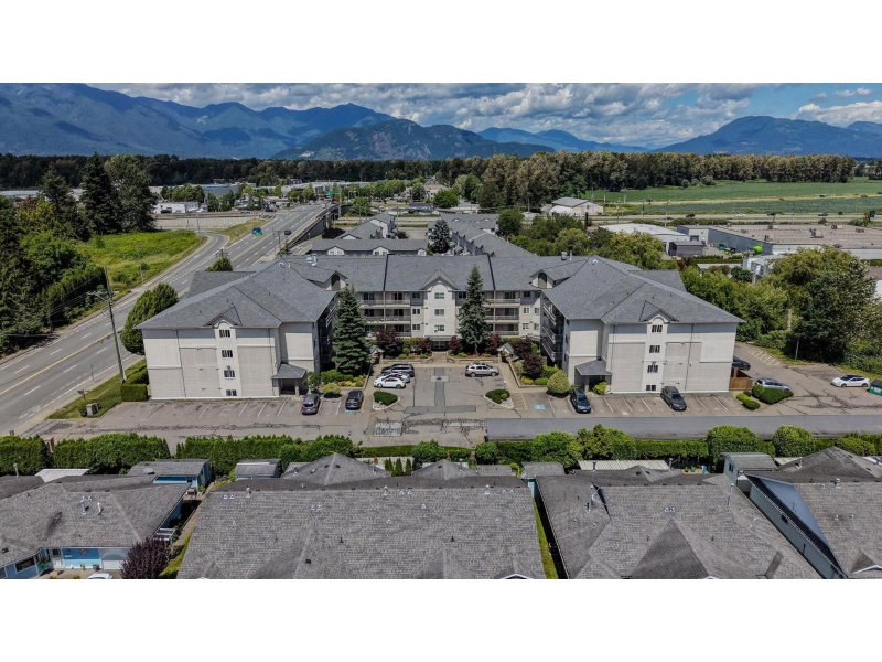 7694 EVANS Road Chilliwack British Columbia, V2R 3W3 - 2 Bedrooms Condo For Sale