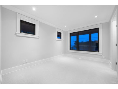 14439 SUNSET Lane | White Rock British Columbia | Slide Image Twenty-seven