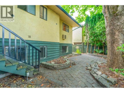 7132 PAULUS Court | Burnaby British Columbia | Slide Image Thirty-three