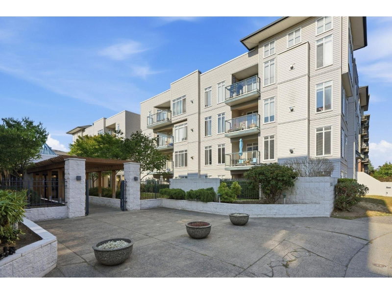 32085 GEORGE FERGUSON Way Abbotsford British Columbia, V2S 2K7 - 2 Bedrooms Condo For Sale