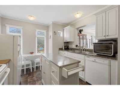 32085 GEORGE FERGUSON Way | Abbotsford British Columbia | Slide Image Twelve