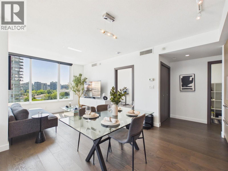 68 SMITHE Street Vancouver British Columbia, V6B 0P4 - 2 Bedrooms Condo For Sale