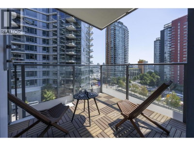 68 SMITHE Street | Vancouver British Columbia | Slide Image Twenty-two