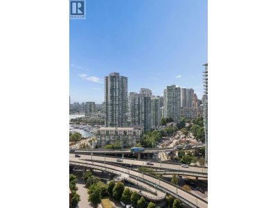 918 COOPERAGE Way | Vancouver British Columbia | Slide Image Twenty-three