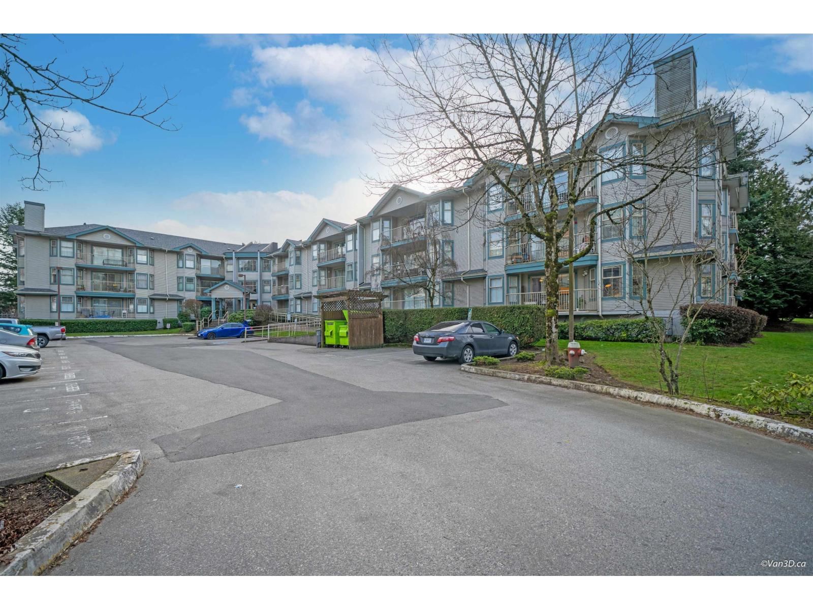 10756 138 Street, Surrey, British Columbia V3T 4K5