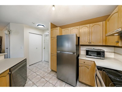 10756 138 Street | Surrey British Columbia | Slide Image Eight