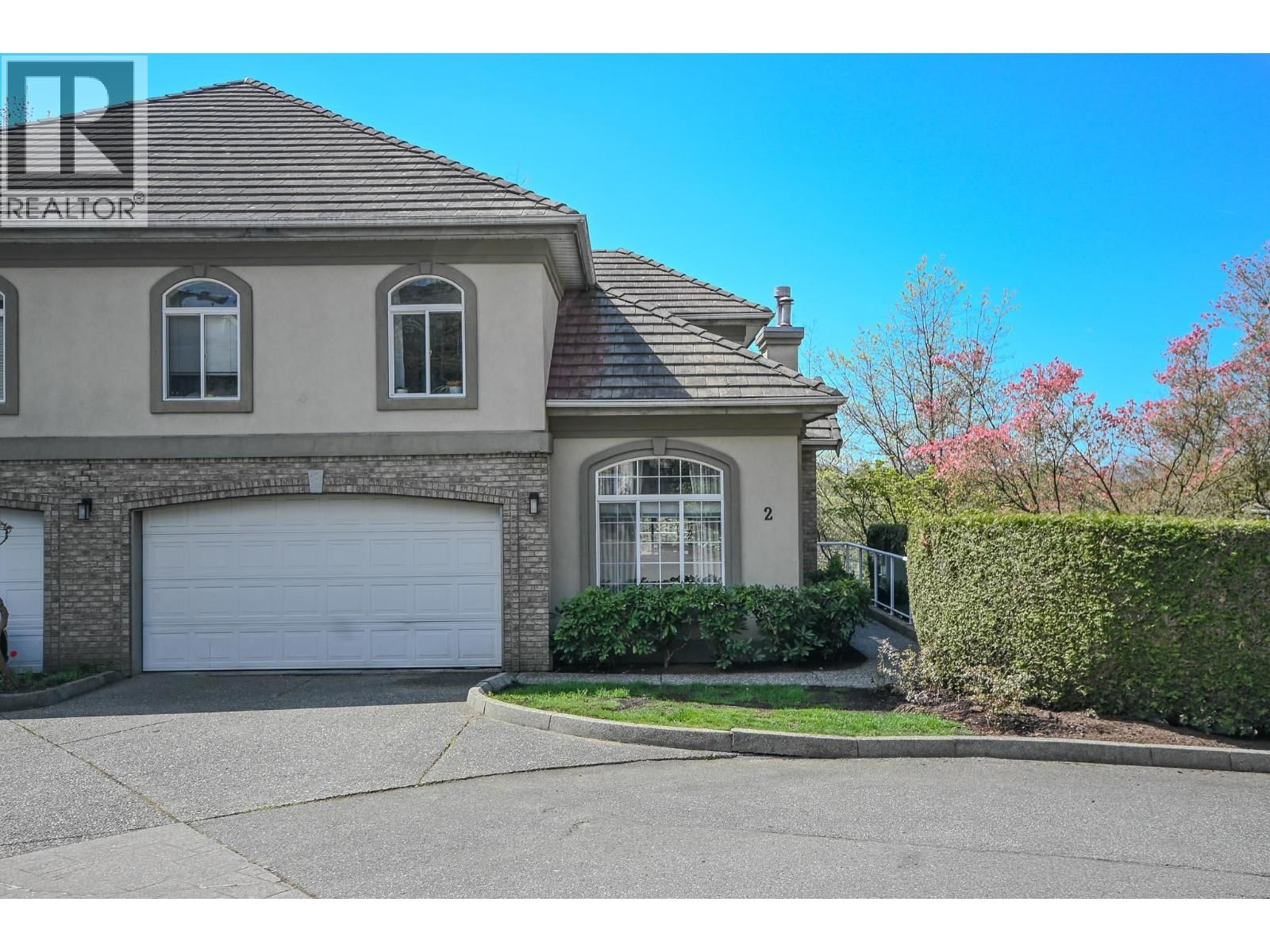 915 FORT FRASER Rise, Port Coquitlam, British Columbia V3C 6K3