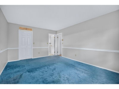 32691 GARIBALDI Drive | Abbotsford British Columbia | Slide Image Twenty-two