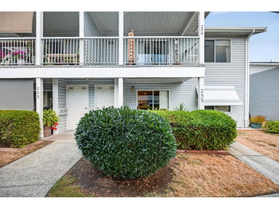32691 GARIBALDI Drive | Abbotsford British Columbia | Slide Image Thirty
