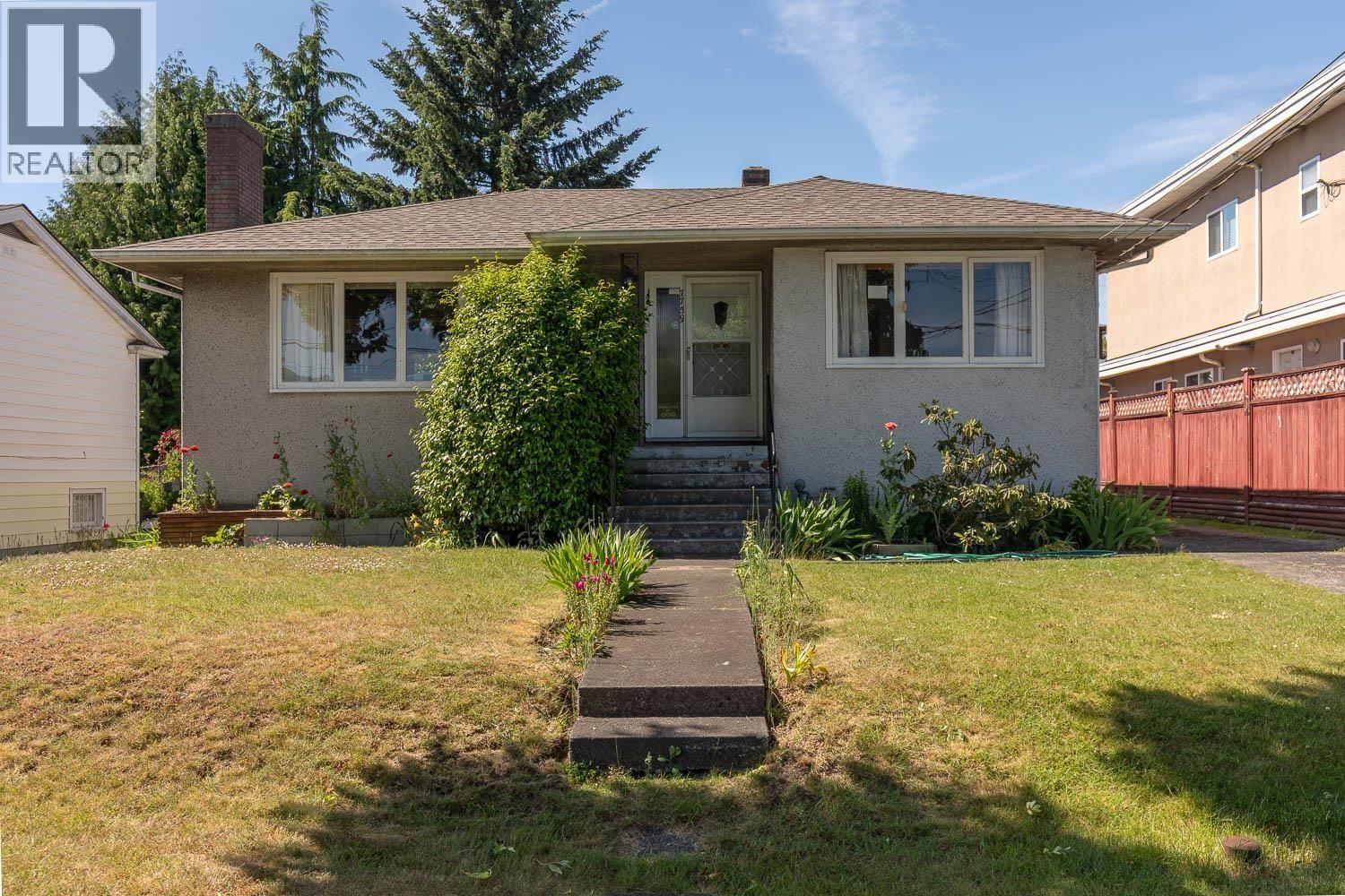7759 14TH Avenue, Burnaby, British Columbia V3N 2A8