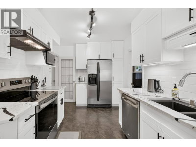 21662 RIVER Road | Maple Ridge British Columbia | Slide Image Eight