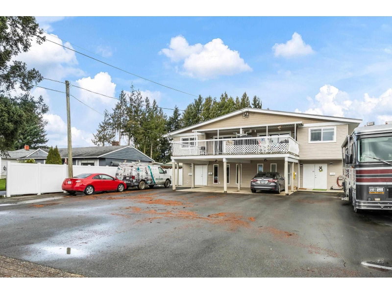 46479 BROOKS Avenue Chilliwack British Columbia, V2P 1C6 - 10 Bedrooms Home For Sale