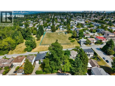 6339 DUFFERIN Avenue | Burnaby British Columbia | Slide Image Seven