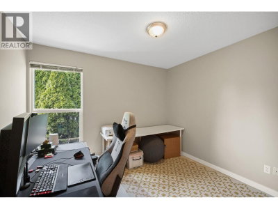 129 ROE Drive | Port Moody British Columbia | Slide Image Fifteen