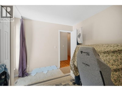 129 ROE Drive | Port Moody British Columbia | Slide Image Sixteen