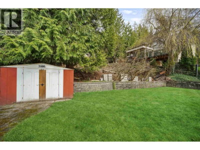 129 ROE Drive | Port Moody British Columbia | Slide Image Twenty